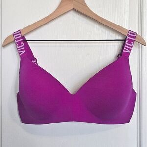 VICTORIA'S SECRET WIRELESS T-SHIRT BRA